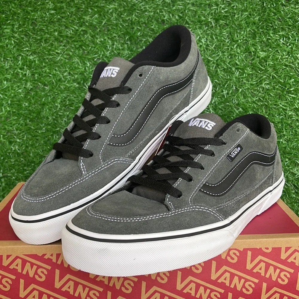 Vans Bearcat
Charcoal/White/Black
VN000DT2CWE WMNS sneakers - Picture 6 of 16